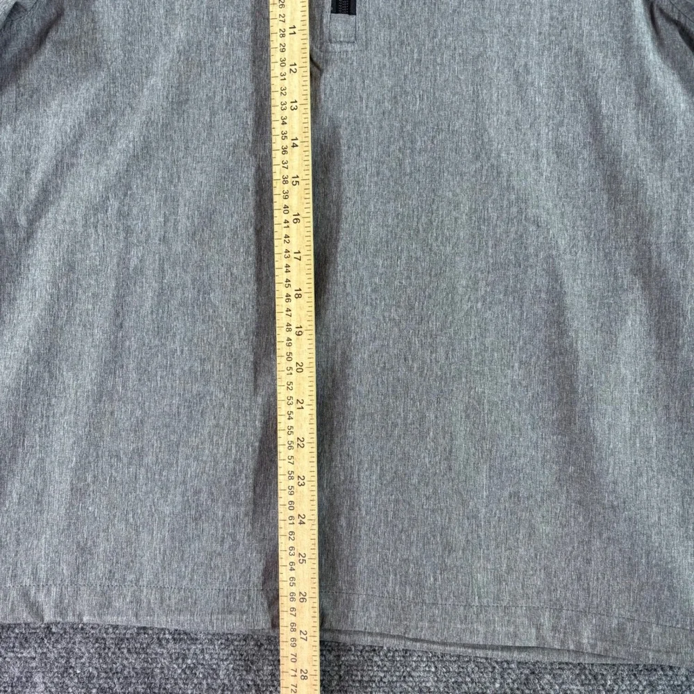 TravisMathew 1/4 Zip Pullover Mens Medium Grey Short Sleeve Golf Athletic Jacket